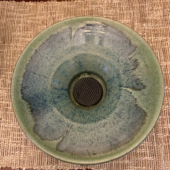 Studio Pottery Artist Signed Pedestal Ikabana Vase with Kenza/Flower Frog - Picture 3 of 5